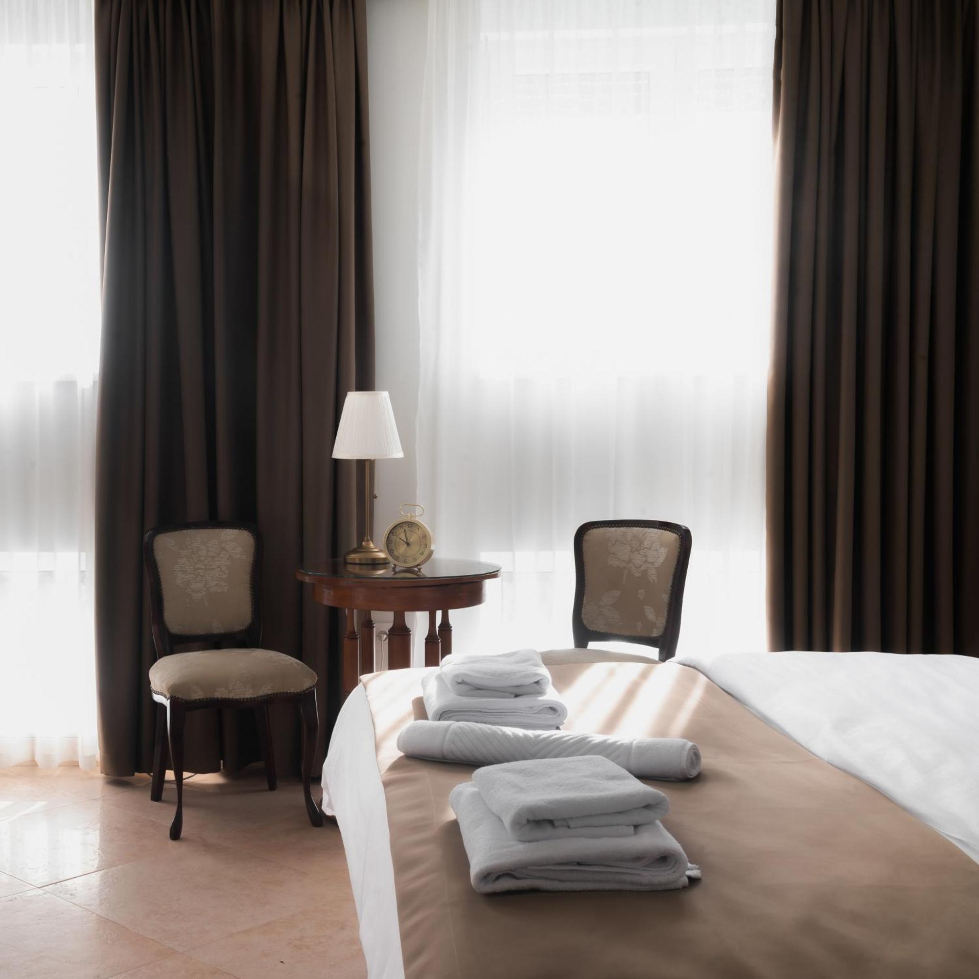 Hotel Jardin Belgrad Zewnętrze zdjęcie